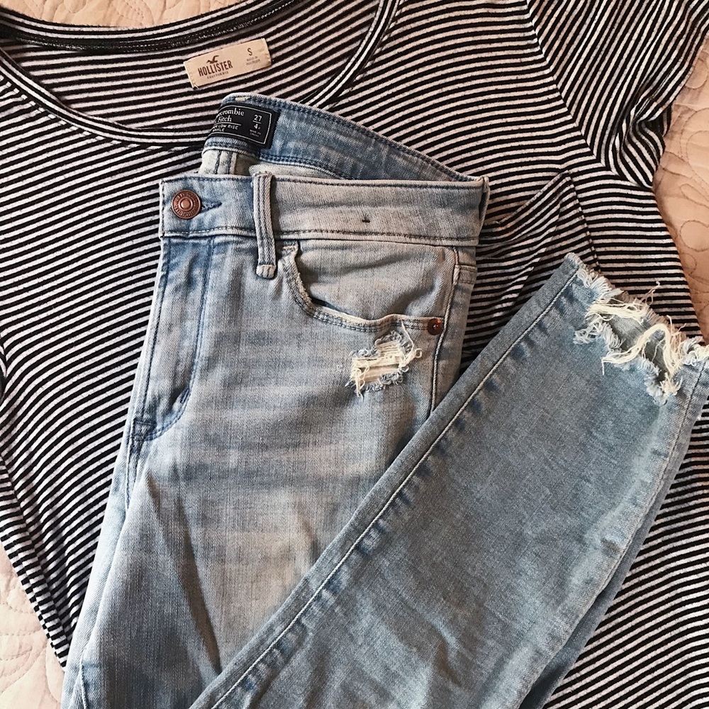 abercrombie and fitch jeans !